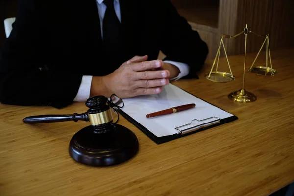 Personal Injury Attorneys on What to Expect During a Deposition